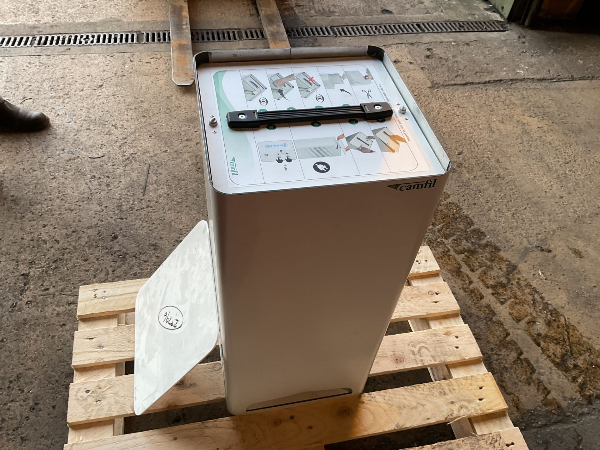 Camfil Air Purifier Filter Unit - Image 8 of 11