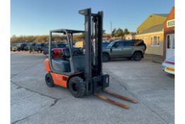 Samsung FX 25L LPG Forklift Duplex Mast c/w Side Shift, Gas Bottle etc.