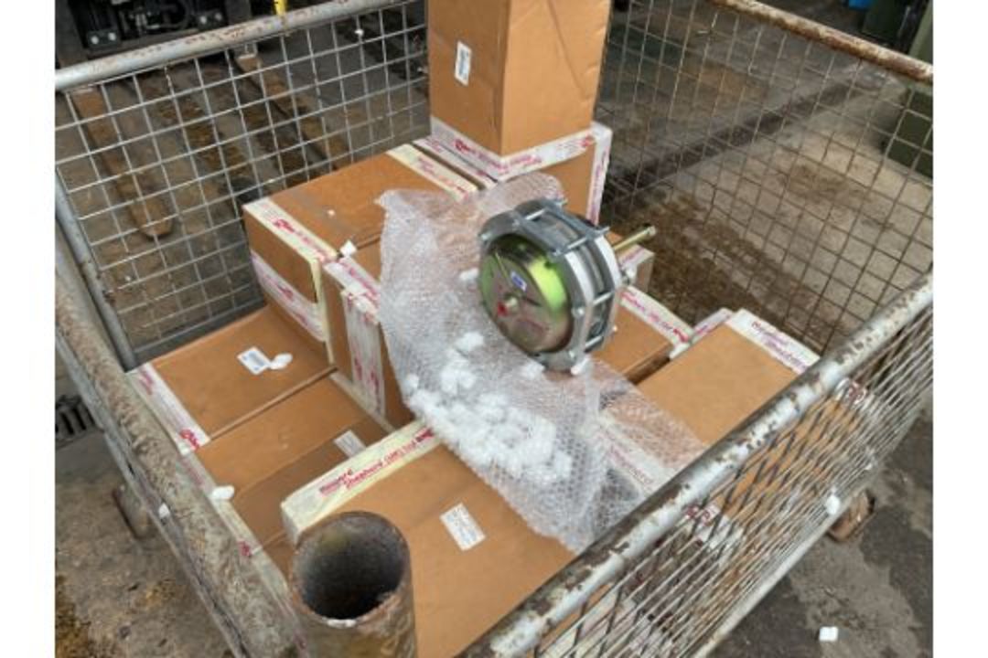 17 x New Unissued Air Brake Chambers MoD Reserve Stocks - Image 5 of 5