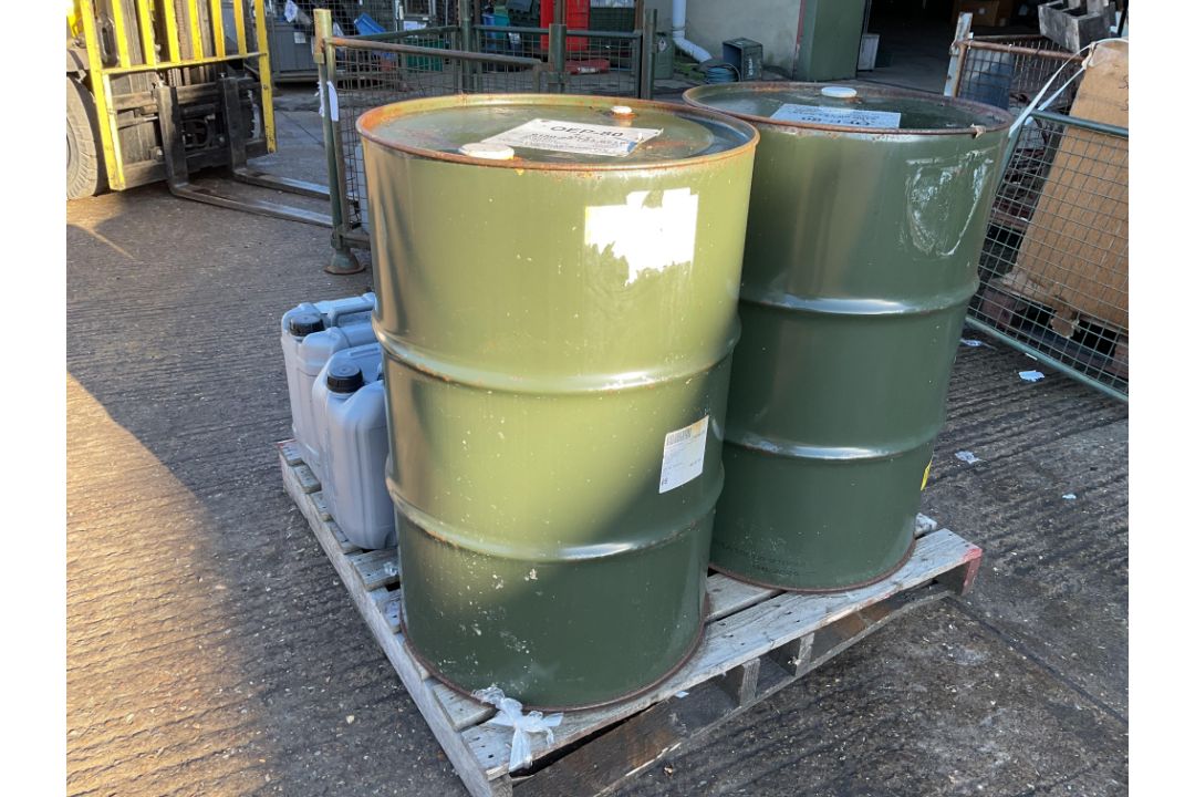 1 x 200 Litre Drum of Unissued FUCHS OEP 80 Extreme Pressure Gear Oils - Image 1 of 2