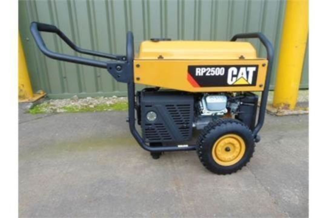 New & Unissued Caterpillar RP2500 Industrial Petrol Generator Set 3.1KVA 240/110 Volt - Image 5 of 5