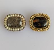 A Victorian oval gold and pearl decorated memorial or mourning brooch with knotted hair, 22 x 17mm