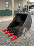 John Deere 310 GP Bucket 24