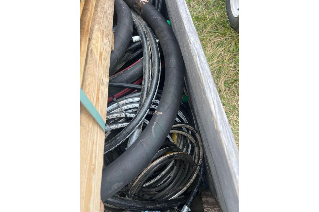 Crate New Hydraulic Hose - Image 2 of 3