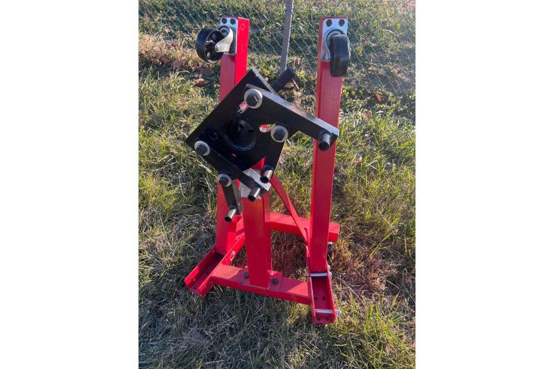 1 Ton Engine Stand - Image 1 of 3