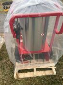 Magnum 400 Series Hot Water Pressure Washer