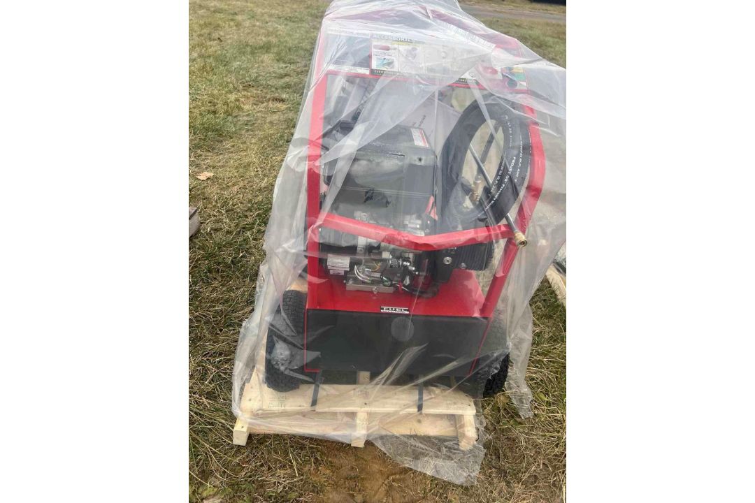Magnum 400 Series Hot Water Pressure Washer - Image 3 of 3