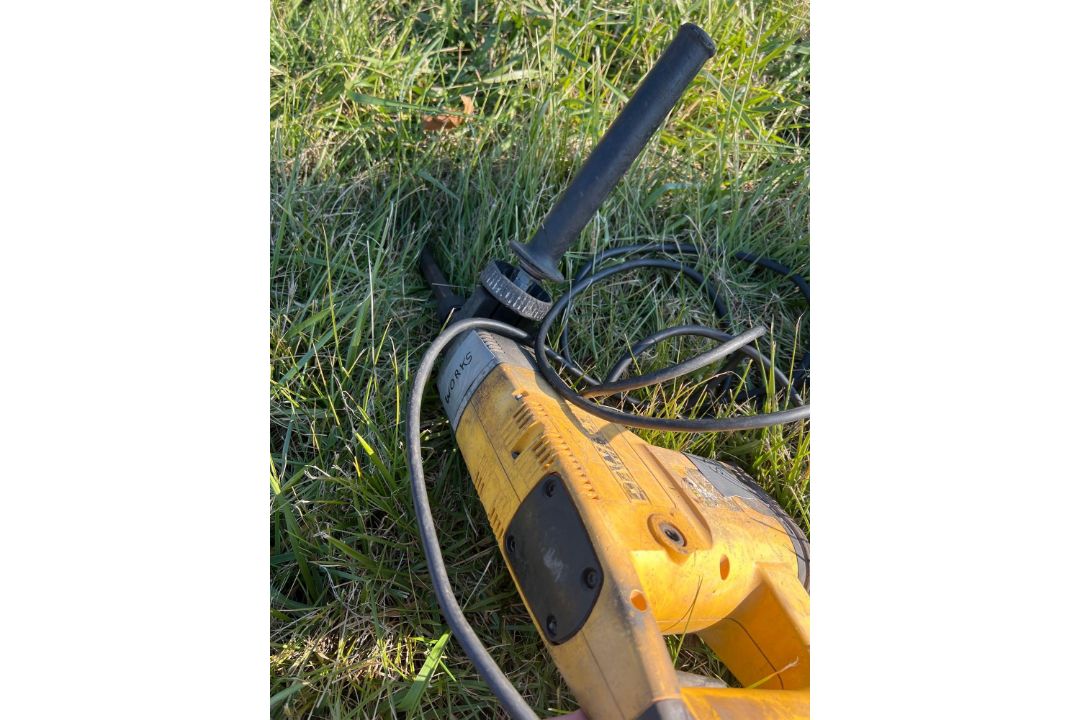 Dewalt 1/2" Drill - Image 2 of 2