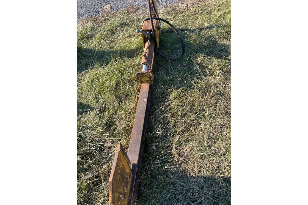 log splitter - Image 1 of 3