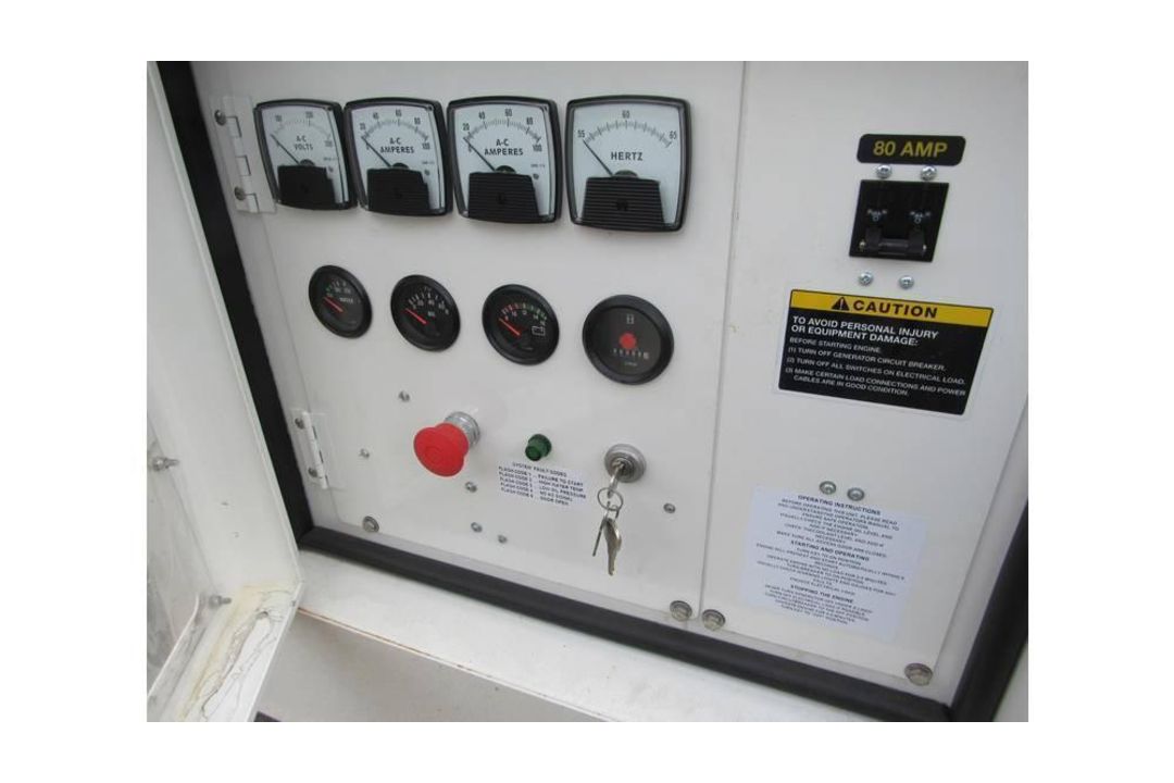 120/240 Volt Generator - Image 5 of 9