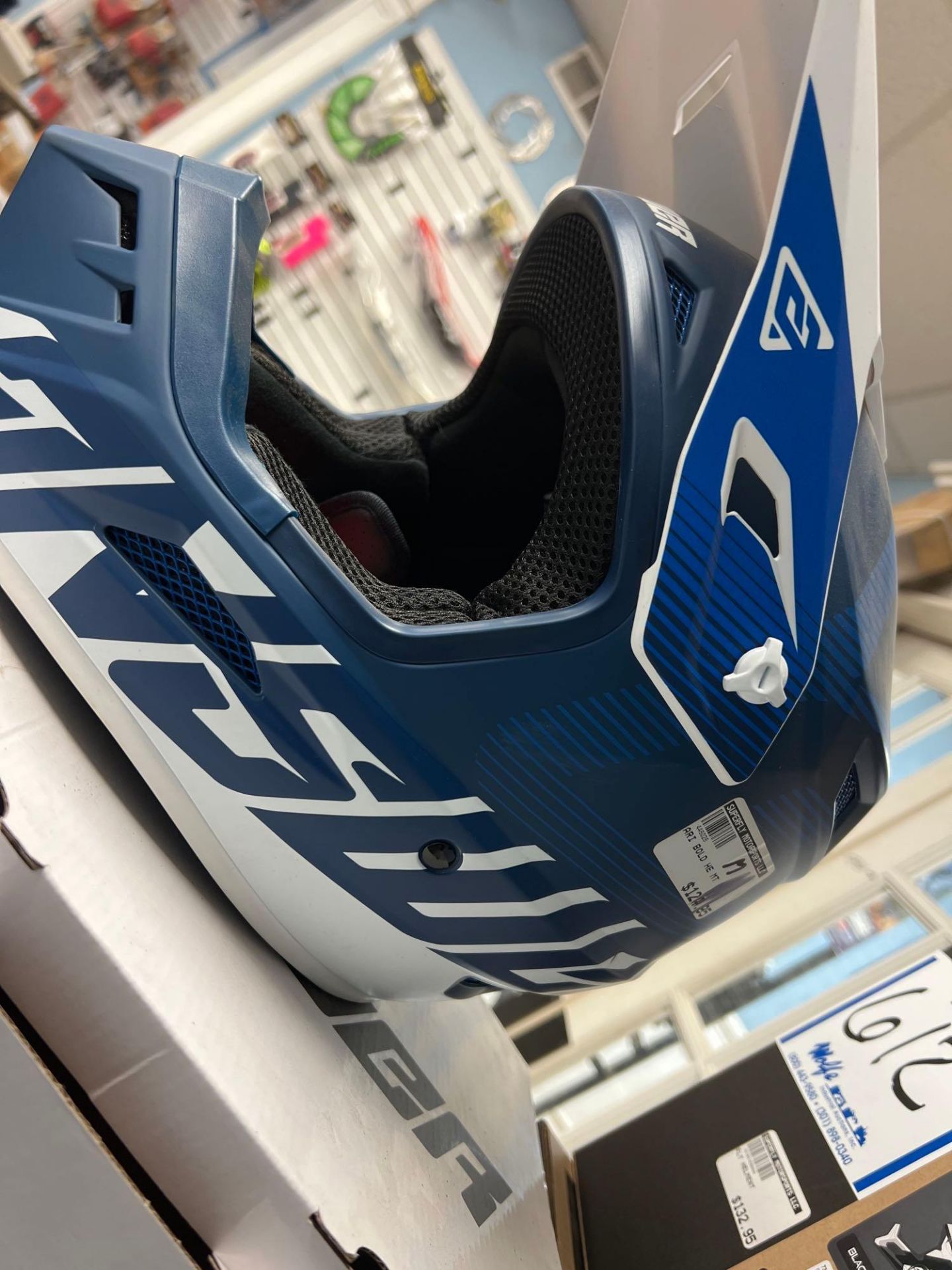 Answer racing helmet - Image 3 of 5