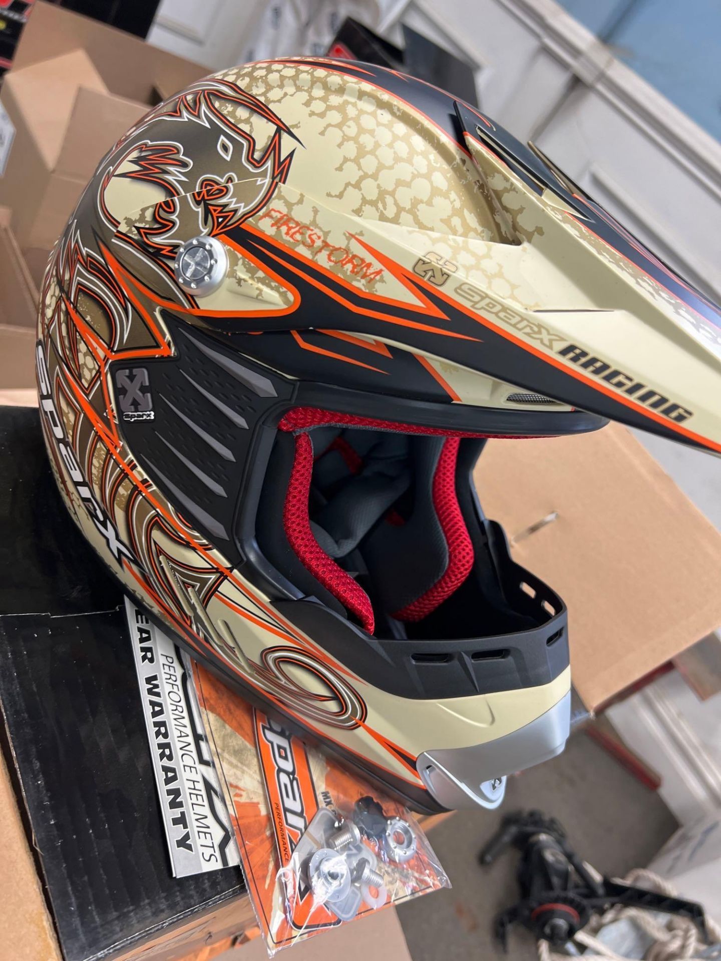 Sparx helmet - Image 4 of 6