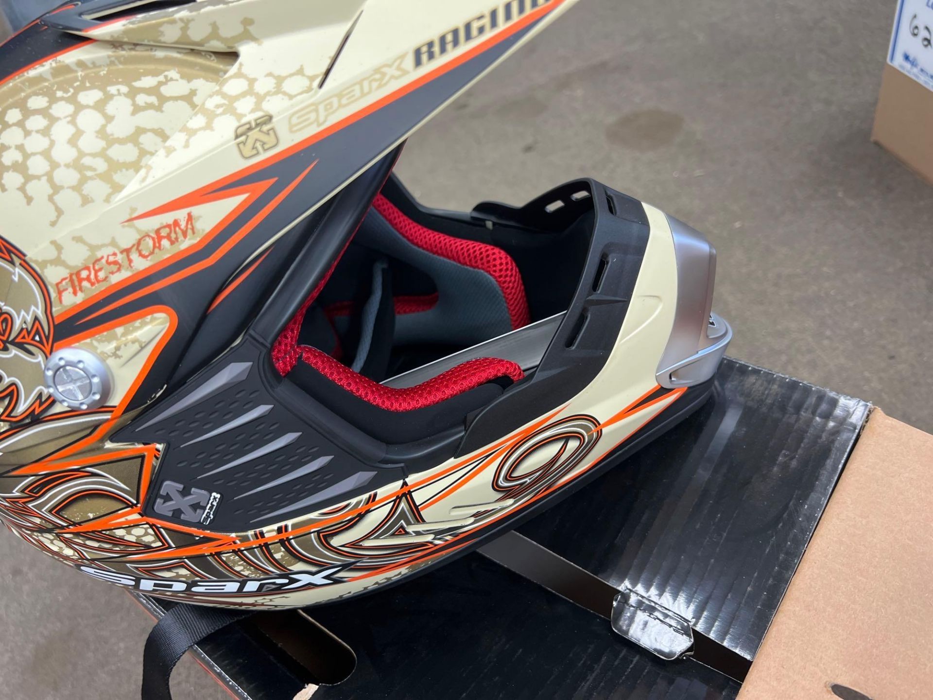 sparx helmet - Image 3 of 6