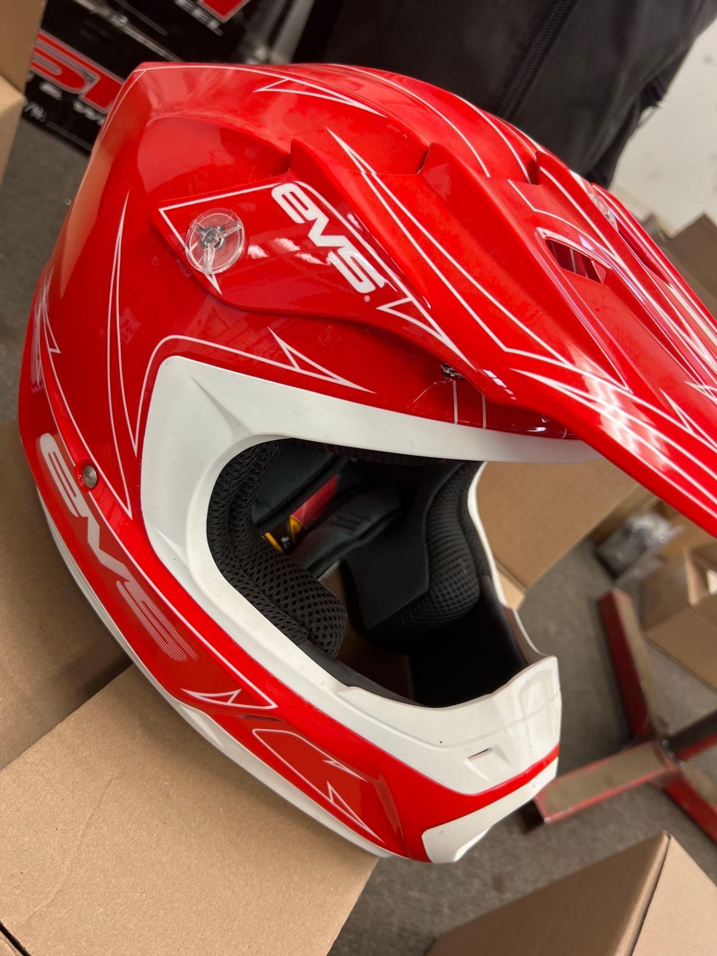 evs helmet - Image 2 of 5
