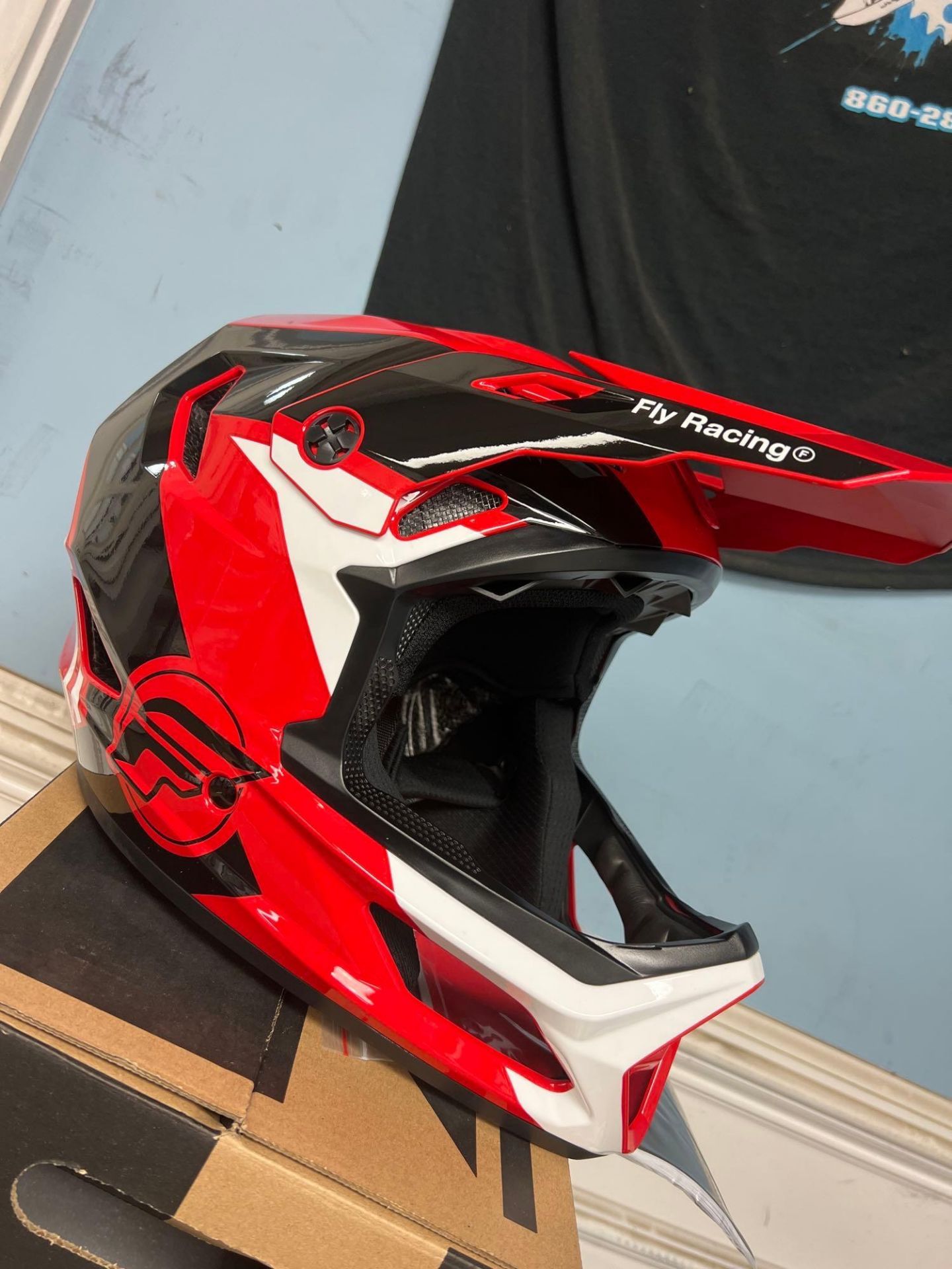 Rayce helmet - Image 5 of 5