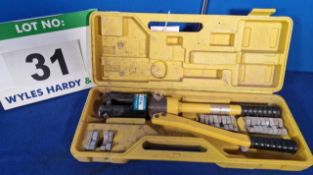 A YQK-300 Manual Hydraulic Crimping Tool, Max. Pressure 16.T, Max Travel 22mm, in Plastic Case (As