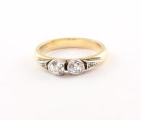Diamantring, 750/ooo GG, zwei Diamanten, 5,4g