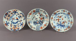 drei Imari-Teller, Porzellan, China, 18./19.Jh.