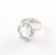 Aquamarinring, 585/ooo Weißgold, Brillillanten