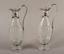 Paar Flaschen, farbloses Glas, Montierung 925/ooo, England, 19.Jh.