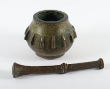 spätgotischer Rippenmörser mit Pistill, Spanien, 16.Jh.