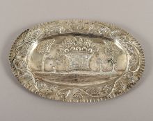ovale Schauplatte, Silber, getrieben, wohl deutsch, 19.Jh.