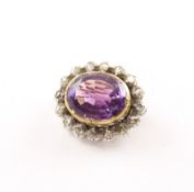 Amethyst-Diamantbrosche, 750/ooo GG/Silber, 10,2g