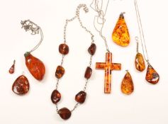 Konvolut Bernsteinschmuck,