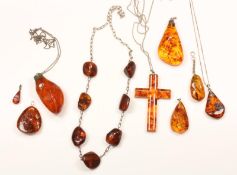 Konvolut Bernsteinschmuck,