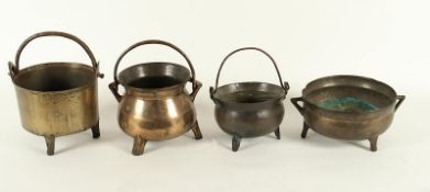 vier Grapen, Bronze, wohl 17.-19.Jh. 