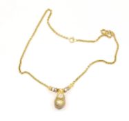 Perl-Brillantcollier, 750/ooo Gelbgold, Barockperle