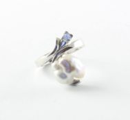 Perlring, 585/ooo Weißgold, Brillant von ca. 0,10 ct.
