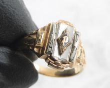 10kt Gold Ring Tested 4.2 Grams