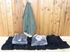 20 Black Fleece Bibs - Medium