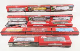 14 Atlas HO Train Tanker and Other Cars NIB