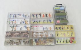 14 Merten & Busch HO Figure Sets NIP