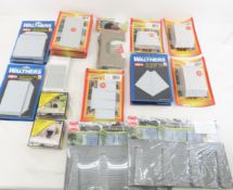 HO Scale Stone Bridge Piers, Walls & More NIP