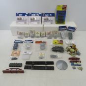 Walthers & other HO Train accessories NIP