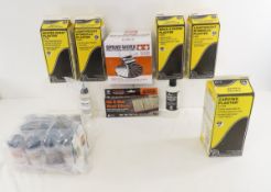 Model Painting & Weather Washing Items