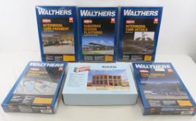 6 Walthers HO Scale RR Model Kits - some sealed