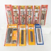 9 Chooch & Walthers HO Loads & 1 Baggage Shed