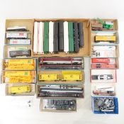31 Assorted HO Train Kit Models