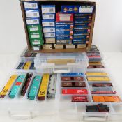 41 Great Northern HO Rolling Stock