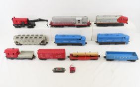 4 Lionel Train Engines & 6 Cars