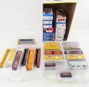 21 Union Pacific HO Rolling Stock with 13 Boxes