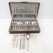 88 piece Grosvenor Community Plate Flatware