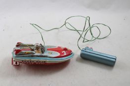 Made in Japan Battery OP Tin Litho Speed Boat
