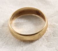 14k Gold Size 9 Ring 5.3 Grams