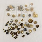 US Military buttons & pins