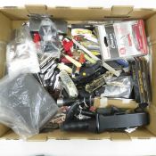18 pound box of knives
